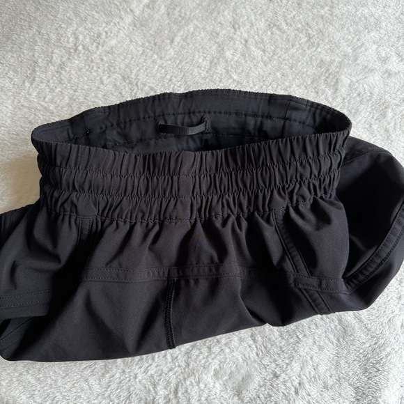 Lululemon Tracker Short V - Picture 6 of 9